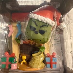 Funko 35 Grinch with Bag